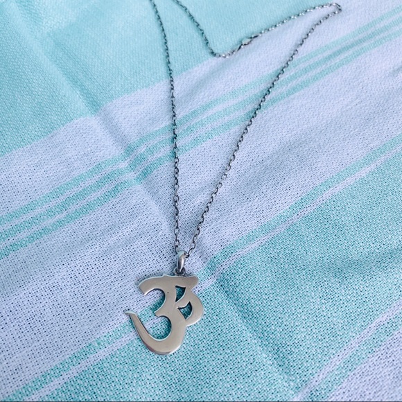 🕉 Om Sterling Necklace - Picture 3 of 8